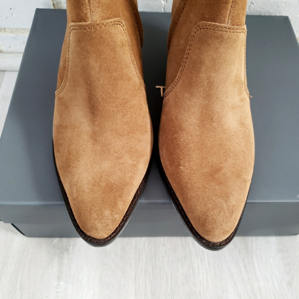 NEW Ann Taylor Ophera Suede Flat Booties SZ 5 - Picture 7 of 11